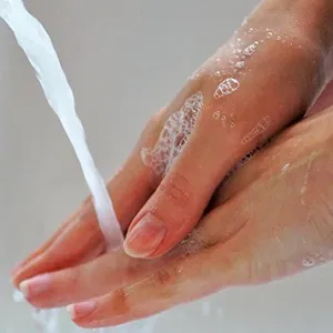 صناعة المواد الكيميائية للاستهلاك اليومي