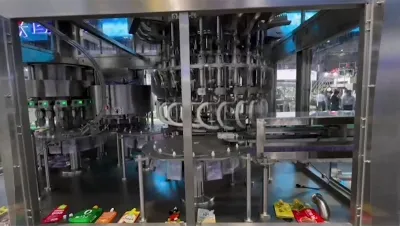 ماكينة تعبئة وتركيب أغطية أكياس الفوهات ذات 24 رأس تعبئة